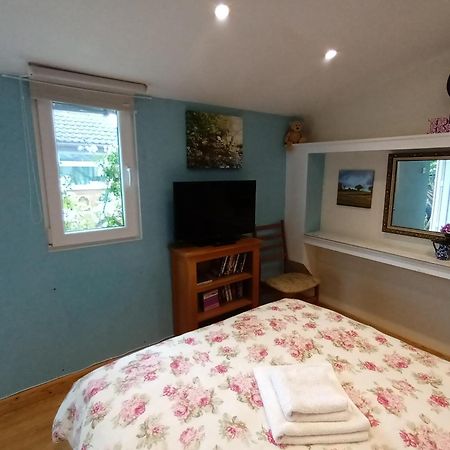 Private Suite In Oxfordshire, A40 Witney Eksteriør bilde