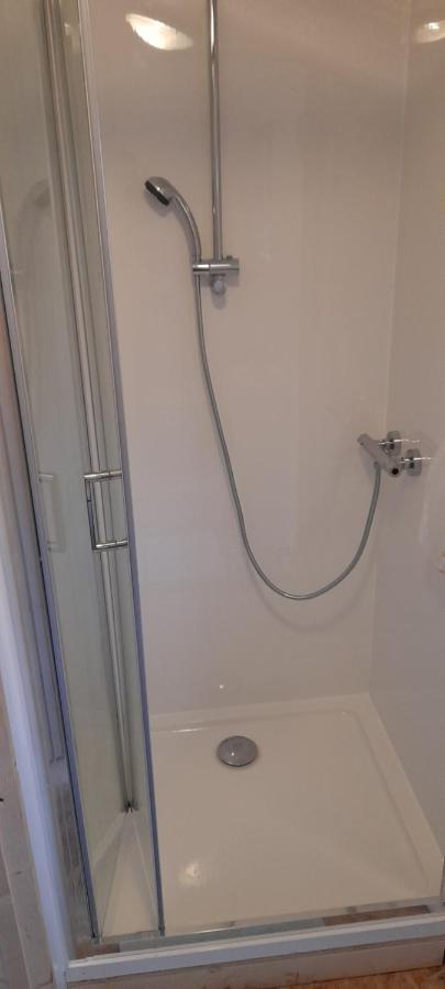 Private Suite In Oxfordshire, A40 Witney Eksteriør bilde