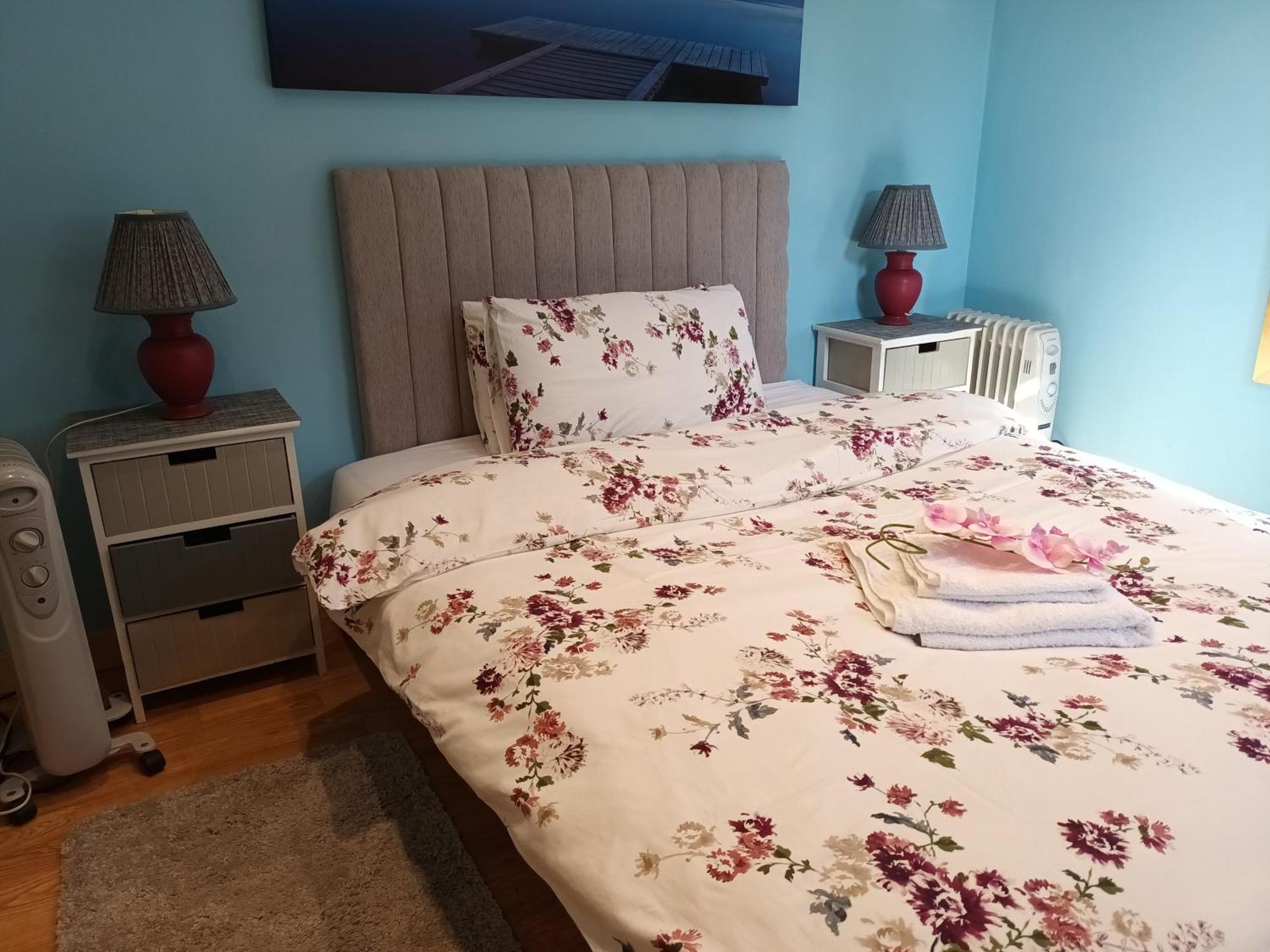 Private Suite In Oxfordshire, A40 Witney Eksteriør bilde