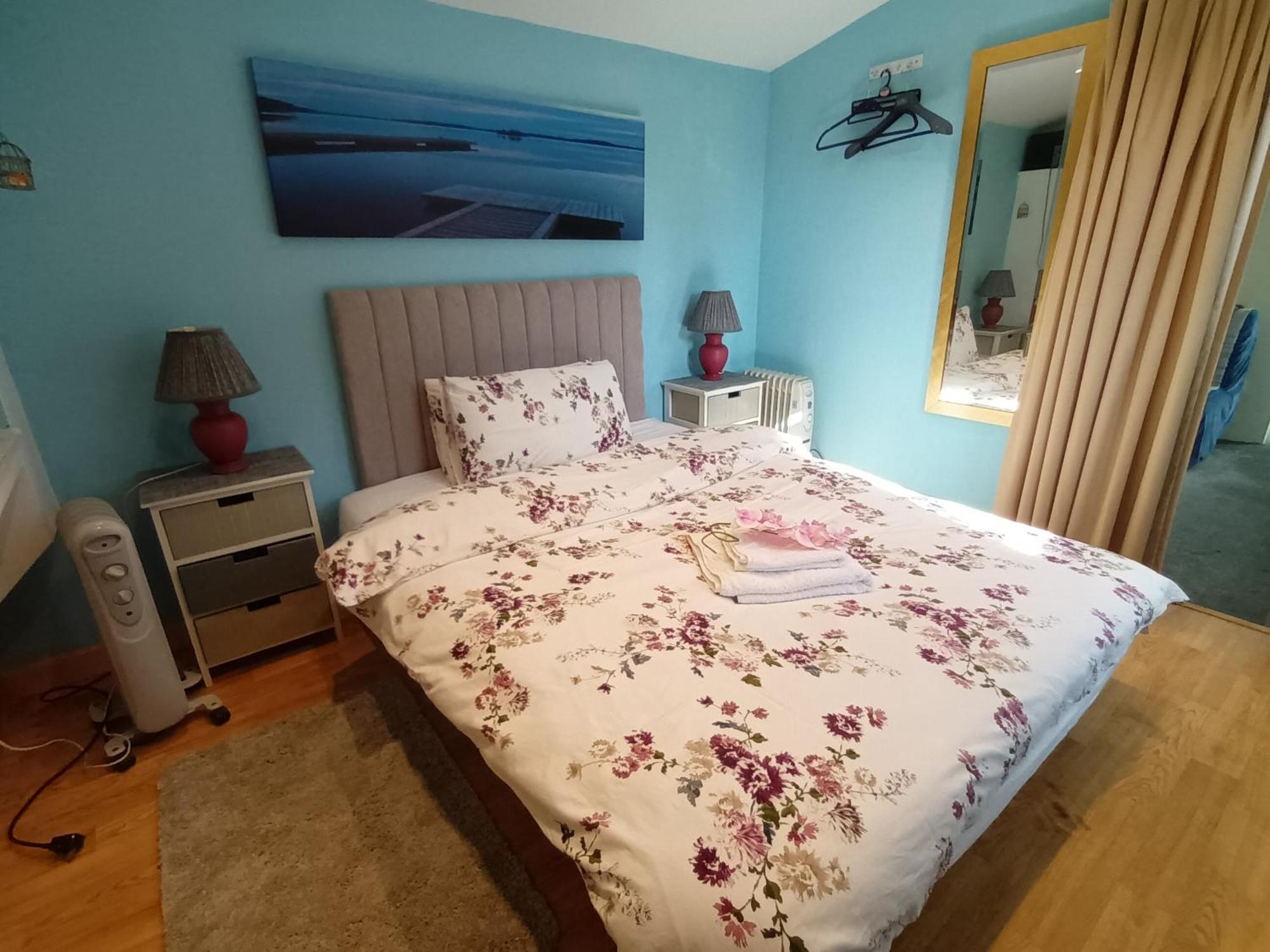 Private Suite In Oxfordshire, A40 Witney Eksteriør bilde