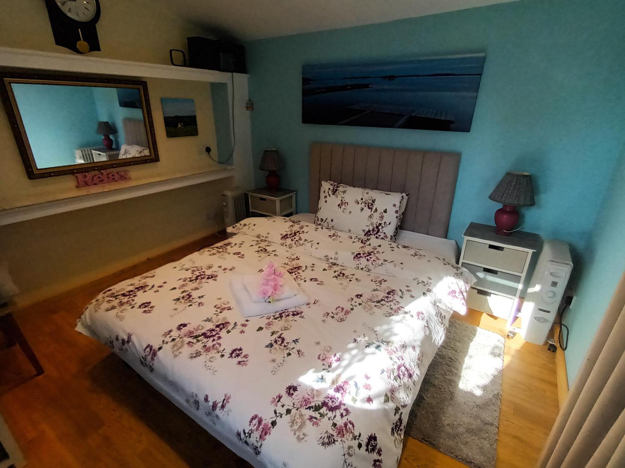 Private Suite In Oxfordshire, A40 Witney Eksteriør bilde